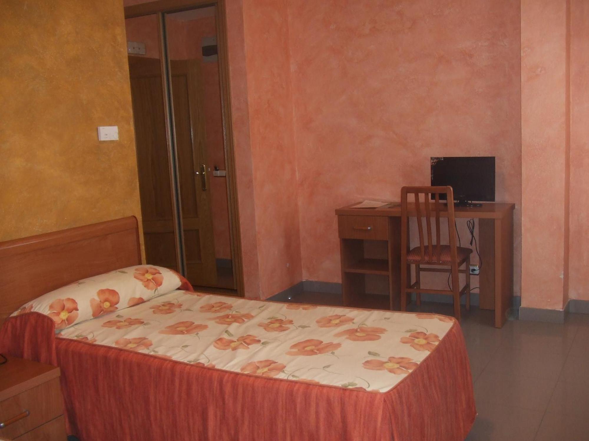 Hotel Vadorrey Roa Ngoại thất bức ảnh