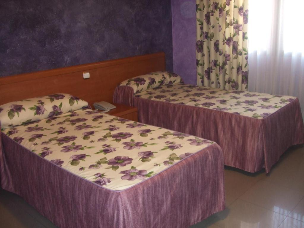 Hotel Vadorrey Roa Phòng bức ảnh